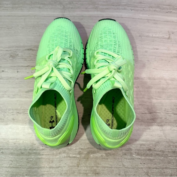 Under Armour UA HOVR Phantom - Highlighter Lime Green - Picture 10 of 14